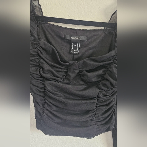 Black Long Sleeve Ruched Top - Picture 3 of 8